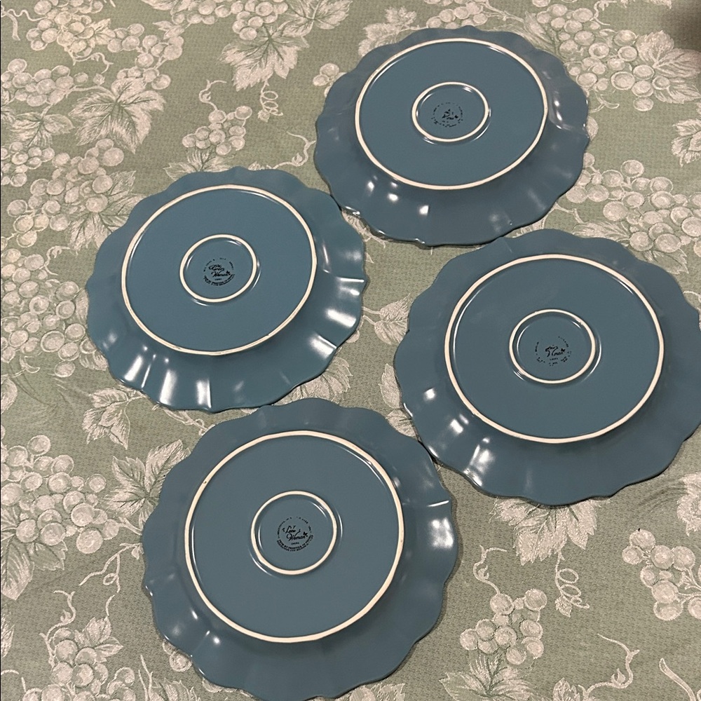 The Pioneer Woman 10” Paige Teal Dinner Plate Set of 4 (Two Sets Available) - Picture 3 of 4